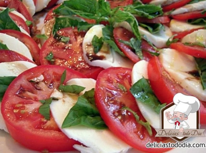 A Famosa Receita De Salada Caprese